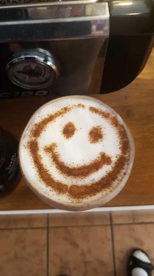 Mjosvang Kafe Vang I Valdres Bagian luar foto